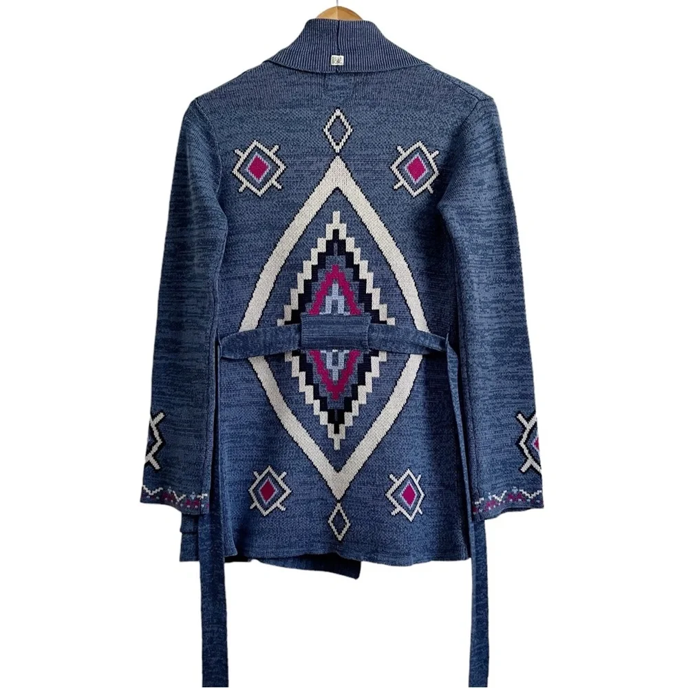 Blue Patterned Belted Shawl Cardigan Sweater - Picture 3 of 16